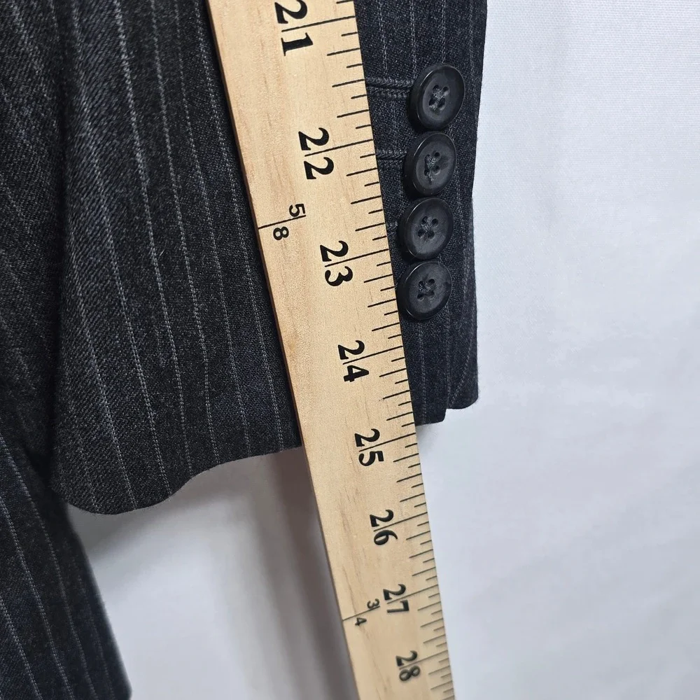 J. Ferrar Wool Pinstripe‎ Suit Set Blazer & Trousers Dark Gray Men's 48R, 37x29